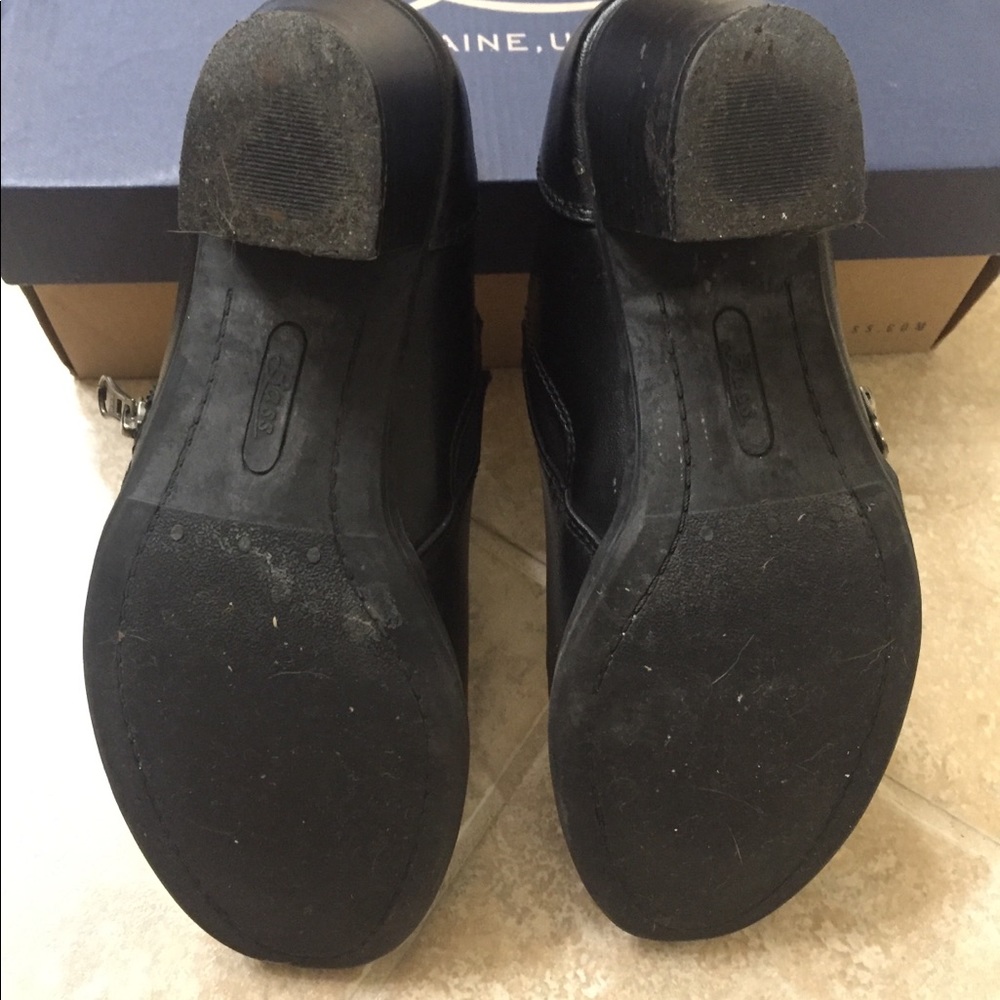 Women’s Bass booties - Picture 3 of 5